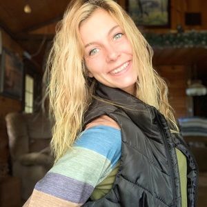 Meet your Posher, Kara